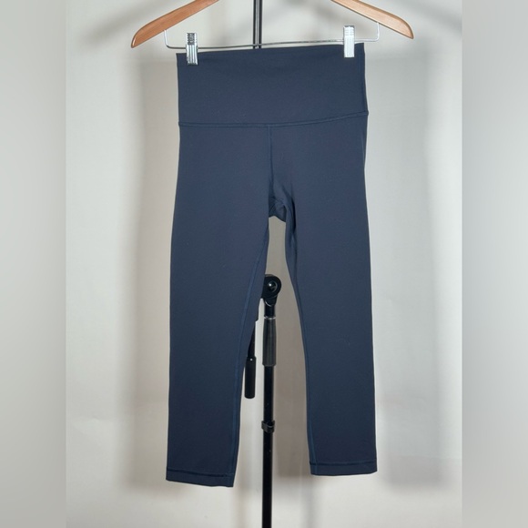 NWOT Lululemon Wunder Train High-Rise Crop 21" True Navy - Picture 4 of 5